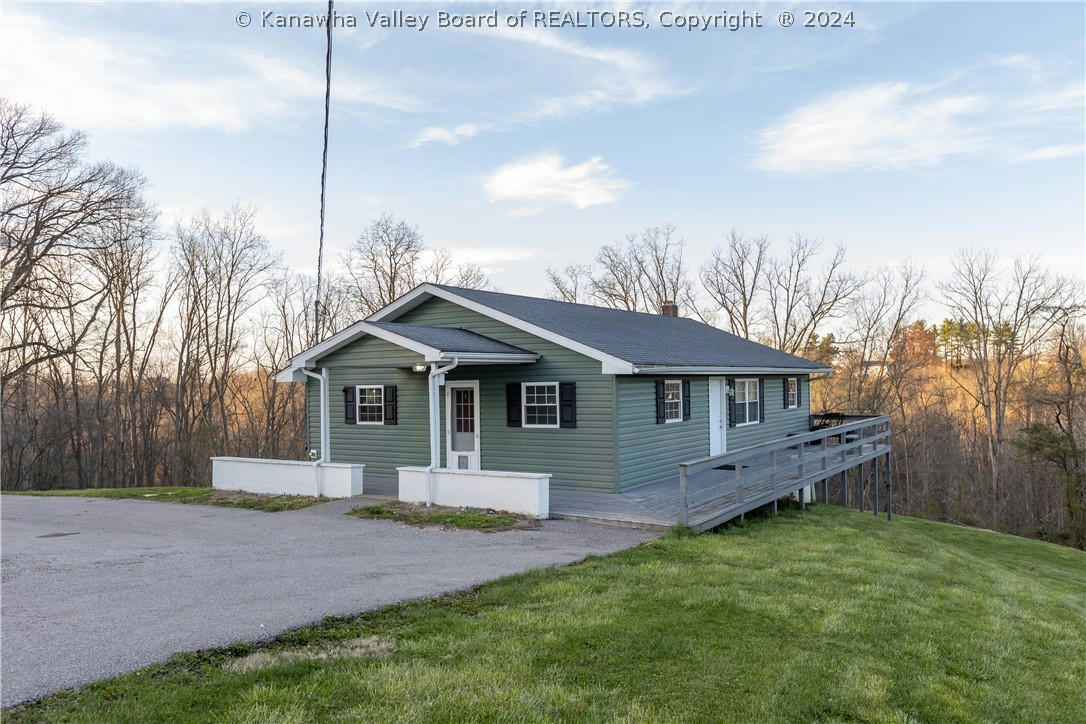 72 CONFIDENCE LN, RED HOUSE, WV 25168, photo 1 of 40