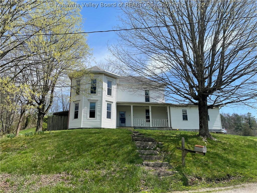 545 FROZEN CAMP CREEK RD, GAY, WV 25244, photo 1 of 37