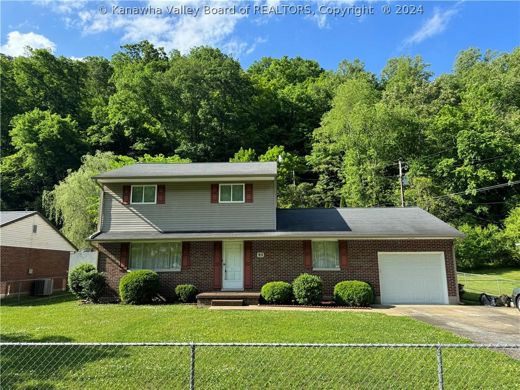 93 STARCREST CIR, STOLLINGS, WV 25601, photo 1 of 31