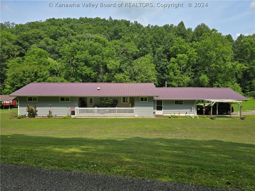 1471 LEE CREEK RD, CULLODEN, WV 25510, photo 1 of 18