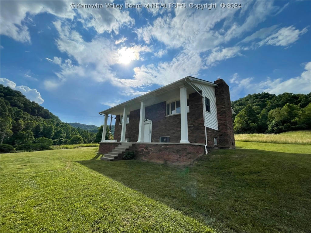 1802 CLINIC DR, IVYDALE, WV 25113, photo 1 of 34