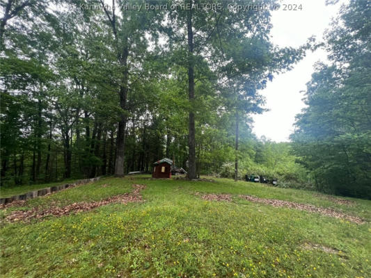 1551 N SANDBRANCH RD, MOUNT HOPE, WV 25880 - Image 1