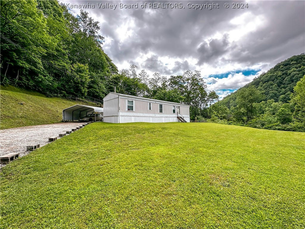 138 LITZ HILL ROAD, ACCOVILLE, WV 25606, photo 1 of 17