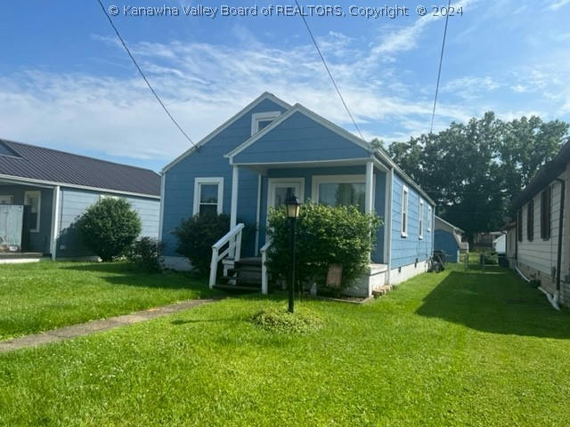 2115 LINCOLN AVE, SAINT ALBANS, WV 25177, photo 1 of 14