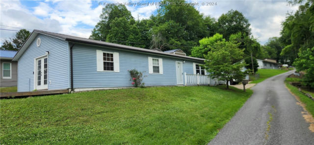 27 ORCHARD BRANCH RD, CHAPMANVILLE, WV 25508 - Image 1